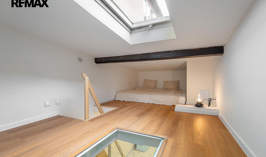 Prodej bytu 1+kk 17 m², Praha – náhled fotky 3