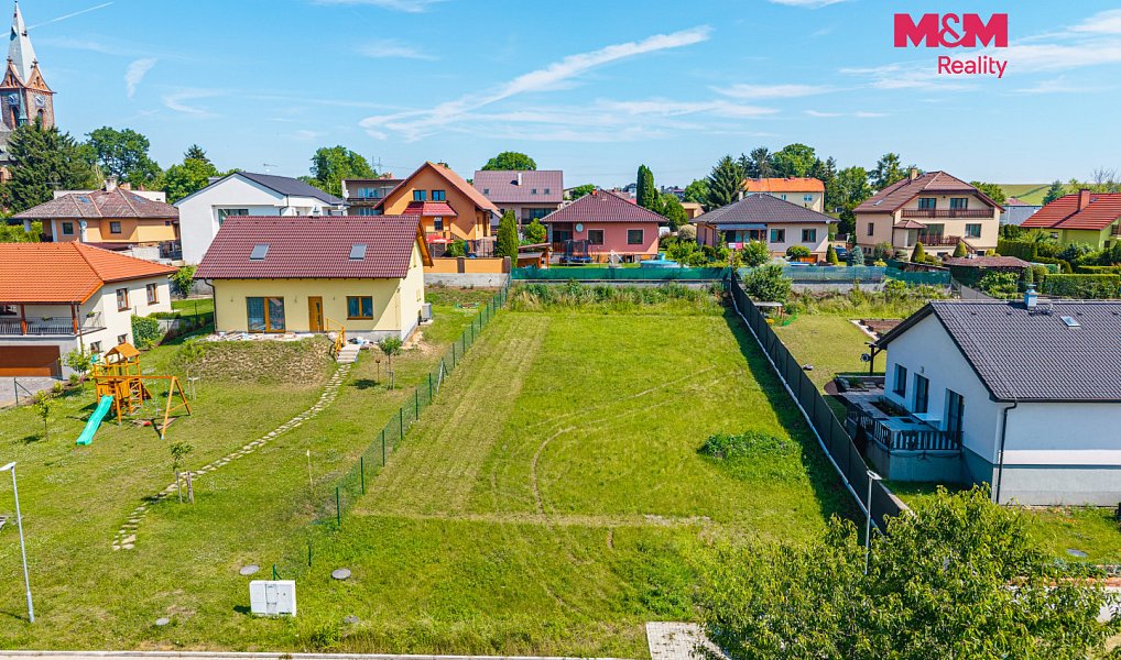 Prodej stavebního pozemku 812 m², Plaňany – náhled fotky 6