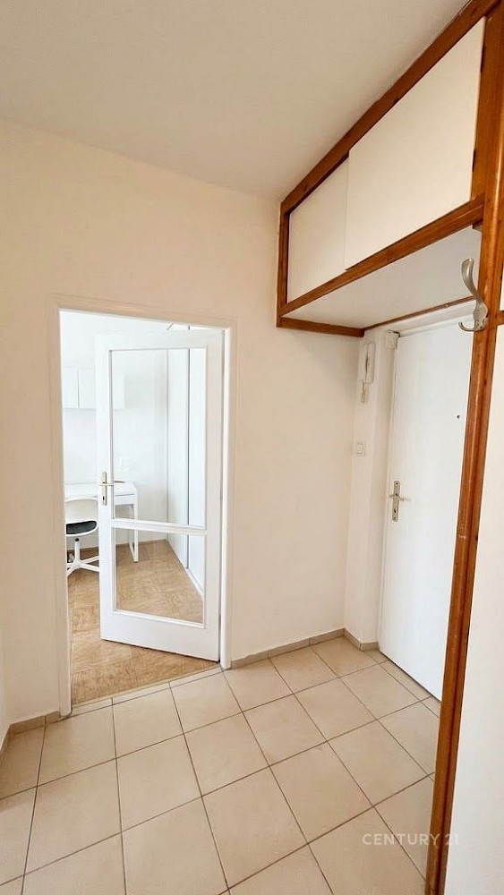 Pronájem bytu 2+1 52 m² – fotografie 4
