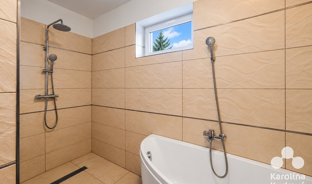 Pronájem bytu 3+1 95 m², Praha – náhled fotky 9