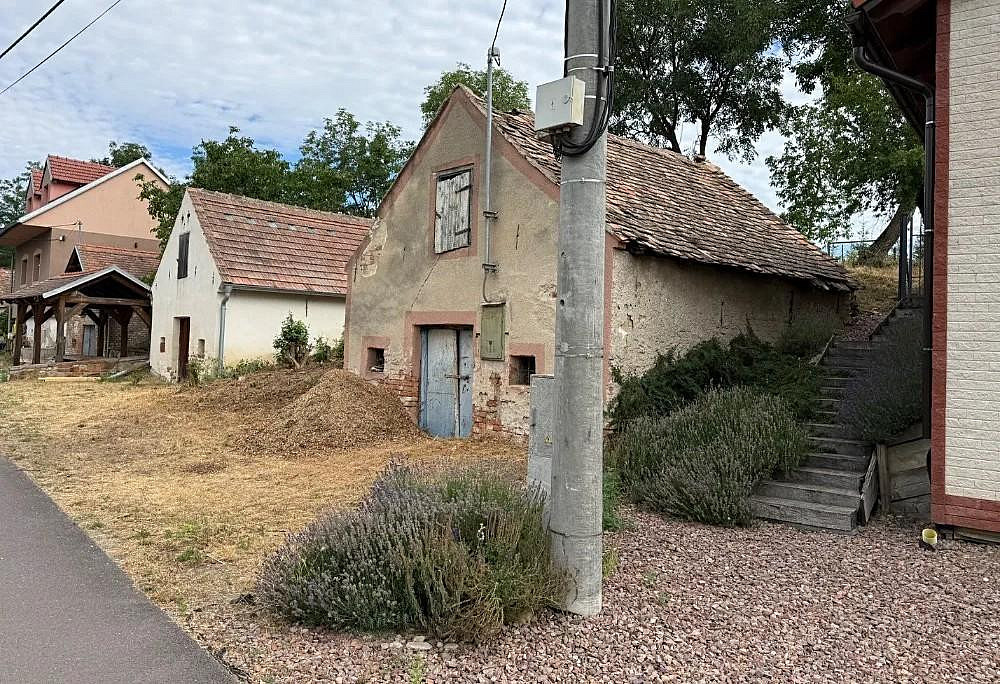 Prodej komerčního objektu (jiného typu) 136 m²