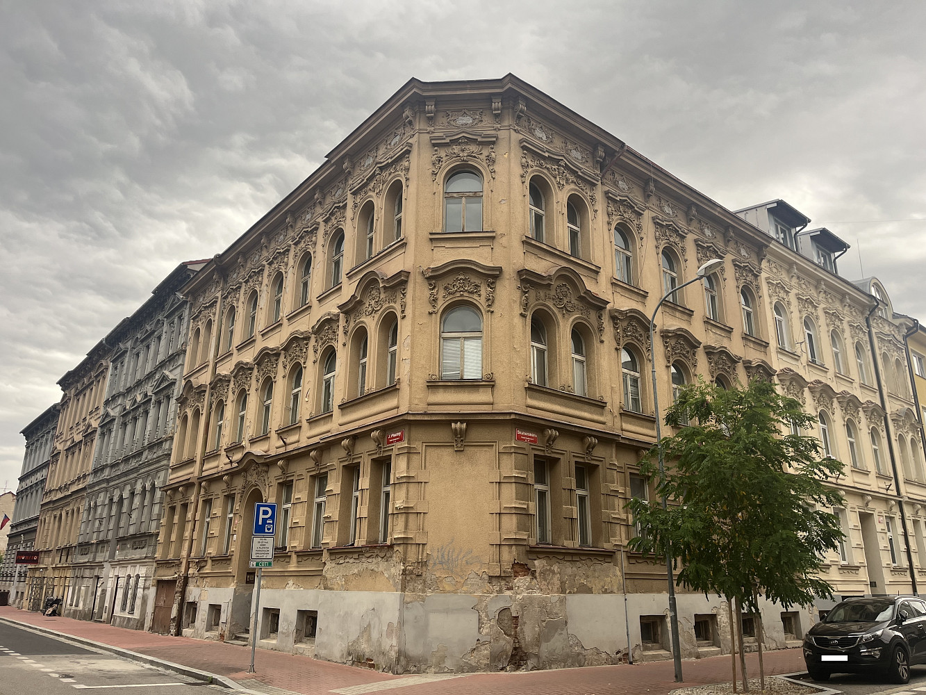 Prodej nájemního domu, činžáku 490 m²