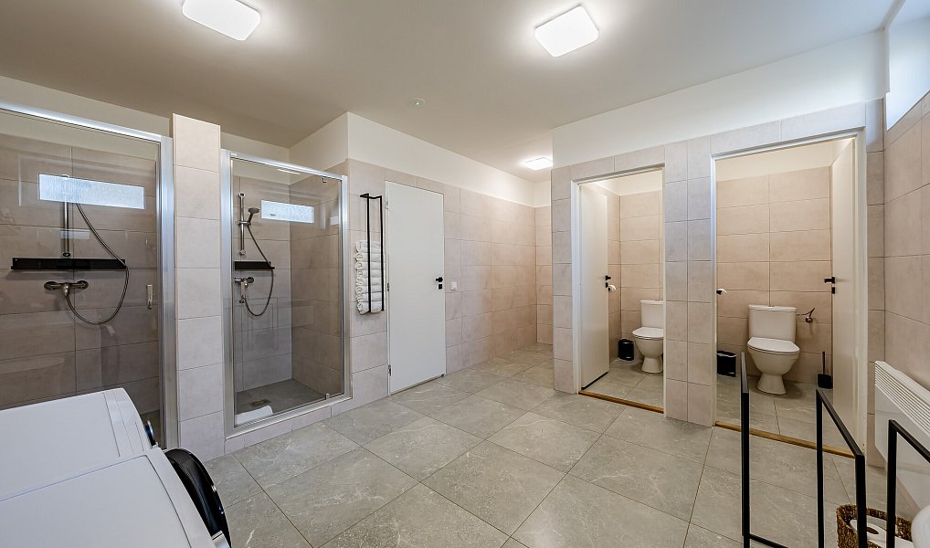 Prodej ubytovacího objektu 146 m², Bzenec – náhled fotky 25
