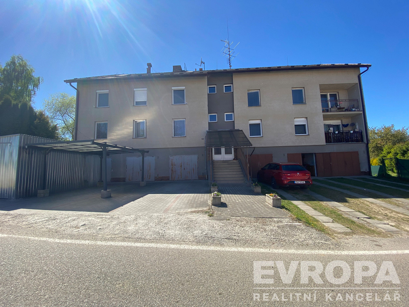 Prodej garáží, skočice, okr. strakonice