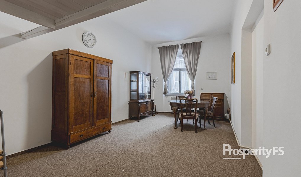 Prodej bytu 1+1 28 m², Hostinné – náhled fotky 6