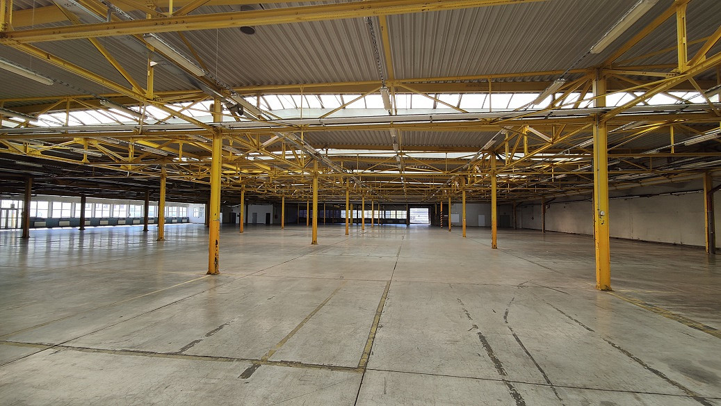 Pronájem výrobních prostor 4 035 m² – fotografie 2