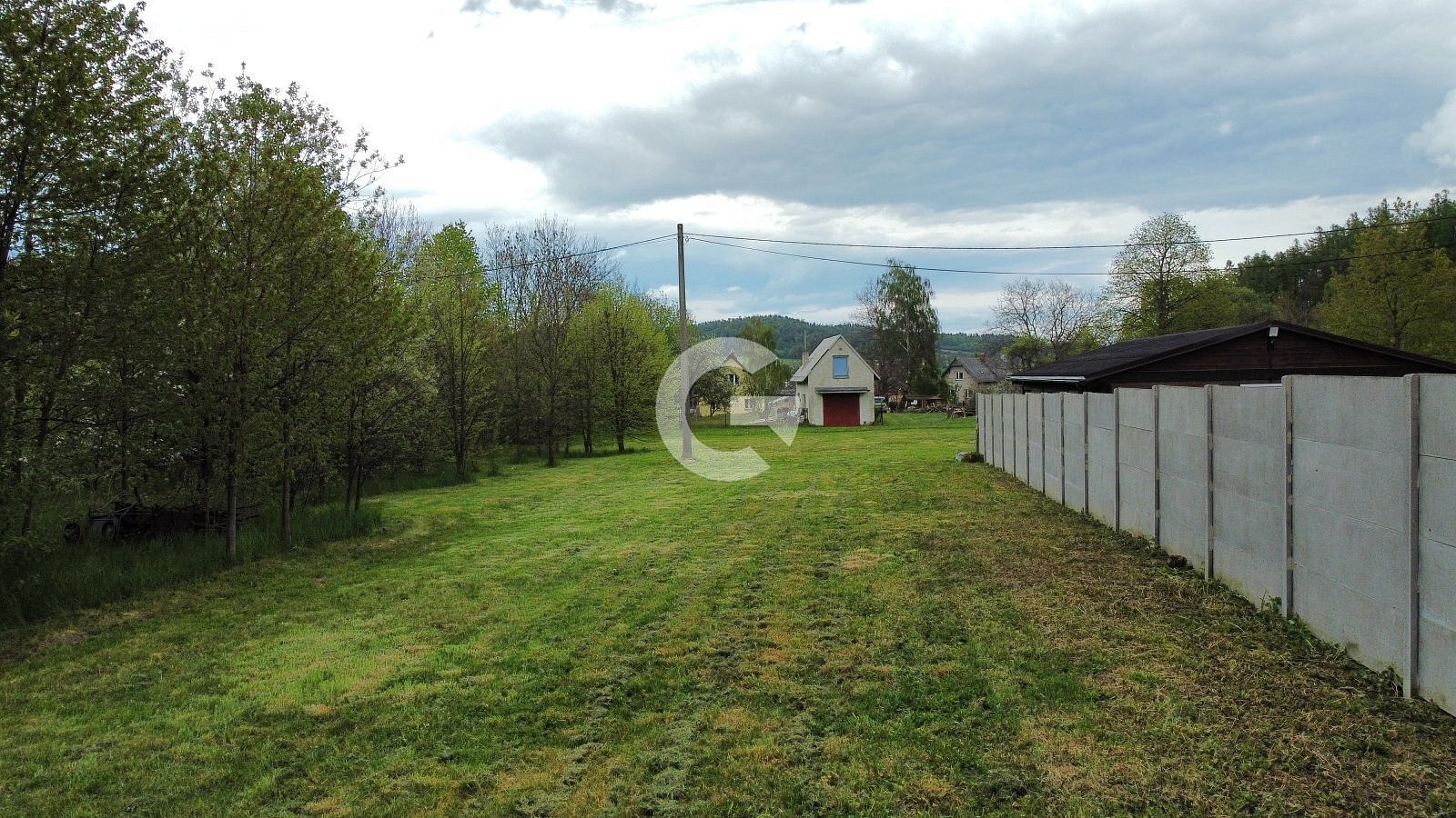 Prodej stavebního pozemku 2 552 m² – fotografie 5