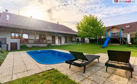 Prodej domu 570 m² s pozemkem 1 109 m², Chelčického, Chlum u Třeboně, okres Jindřichův Hradec