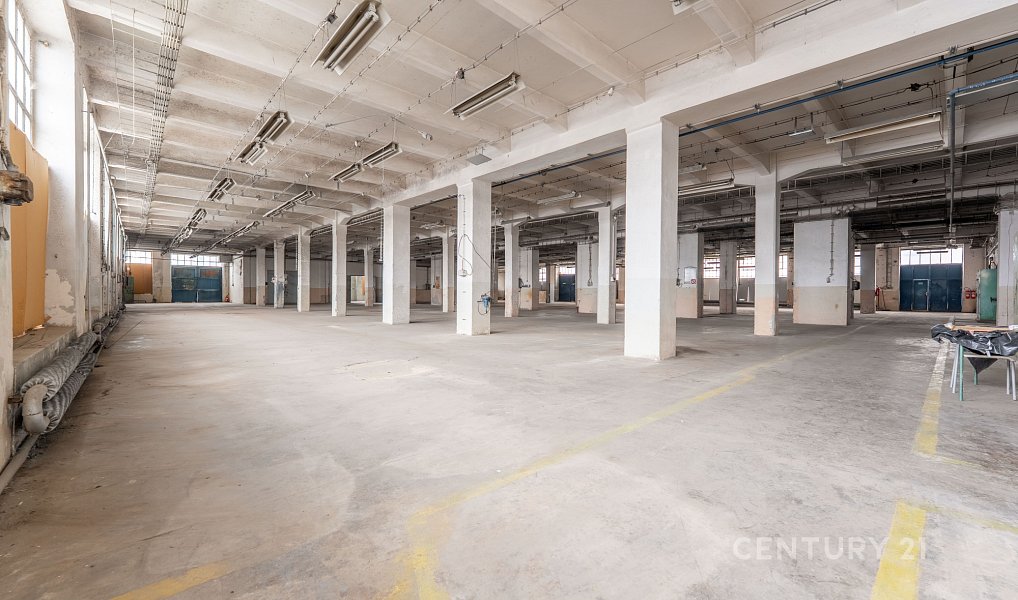 Pronájem skladovacích prostor 700 m², Dolní Bousov – náhled fotky 11