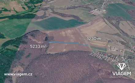Prodej pole 4 039 m², Dobrkovice, okres Zlín
