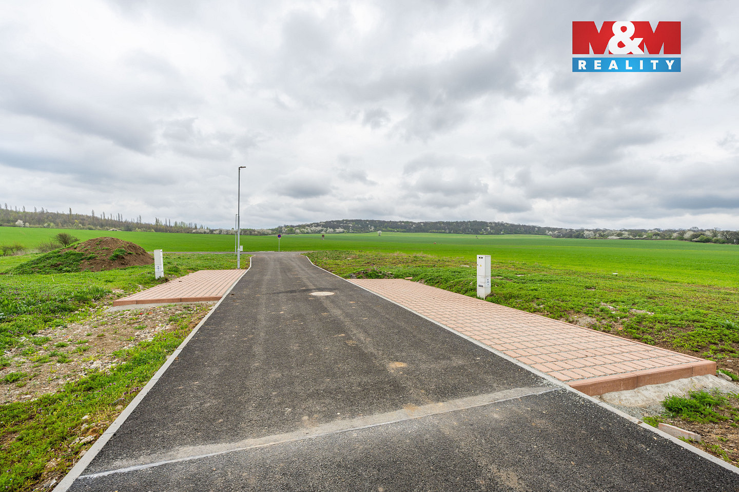 Prodej stavebního pozemku 1 323 m² — photo 3