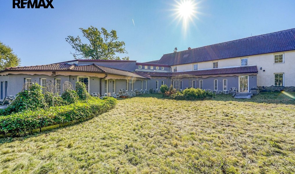 Prodej domu 952 m² s pozemkem 2 493 m², Všeruby – náhled fotky 2