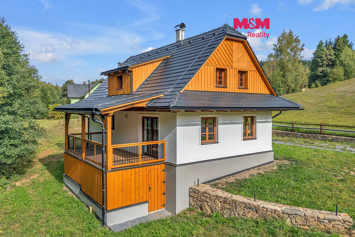 Prodej domu 173 m² s pozemkem 2 787 m²