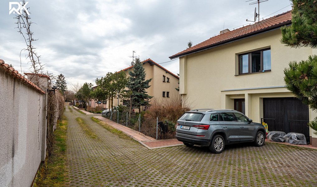 Prodej komerčního objektu (jiného typu) 2 128 m², Horoušany – náhled fotky 4