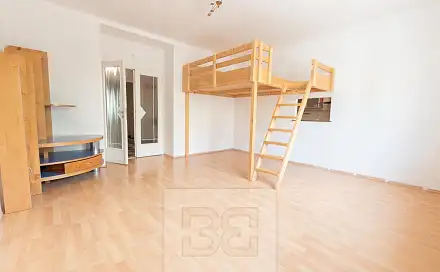 Pronájem bytu 2+1 80 m²