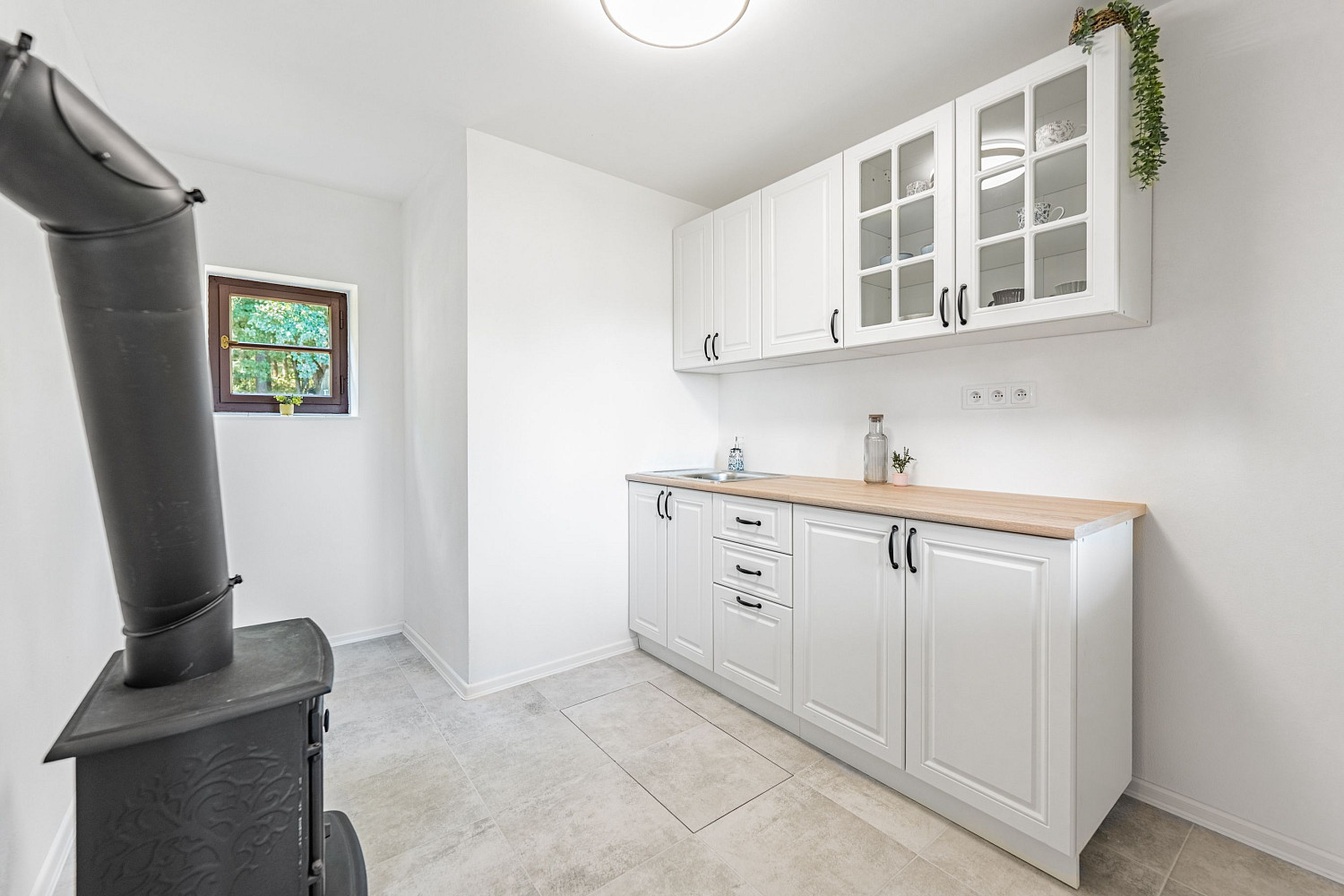 Prodej chaty/chalupy 43 m² s pozemkem 661 m² – fotografie 5