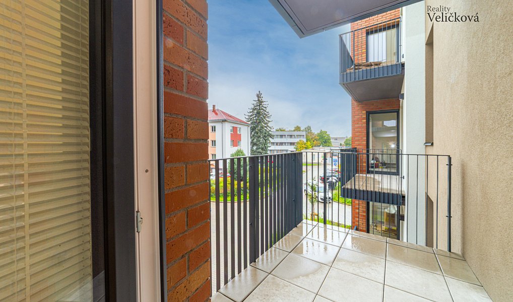 Prodej bytu 1+kk 30 m², Hradec Králové – náhled fotky 10
