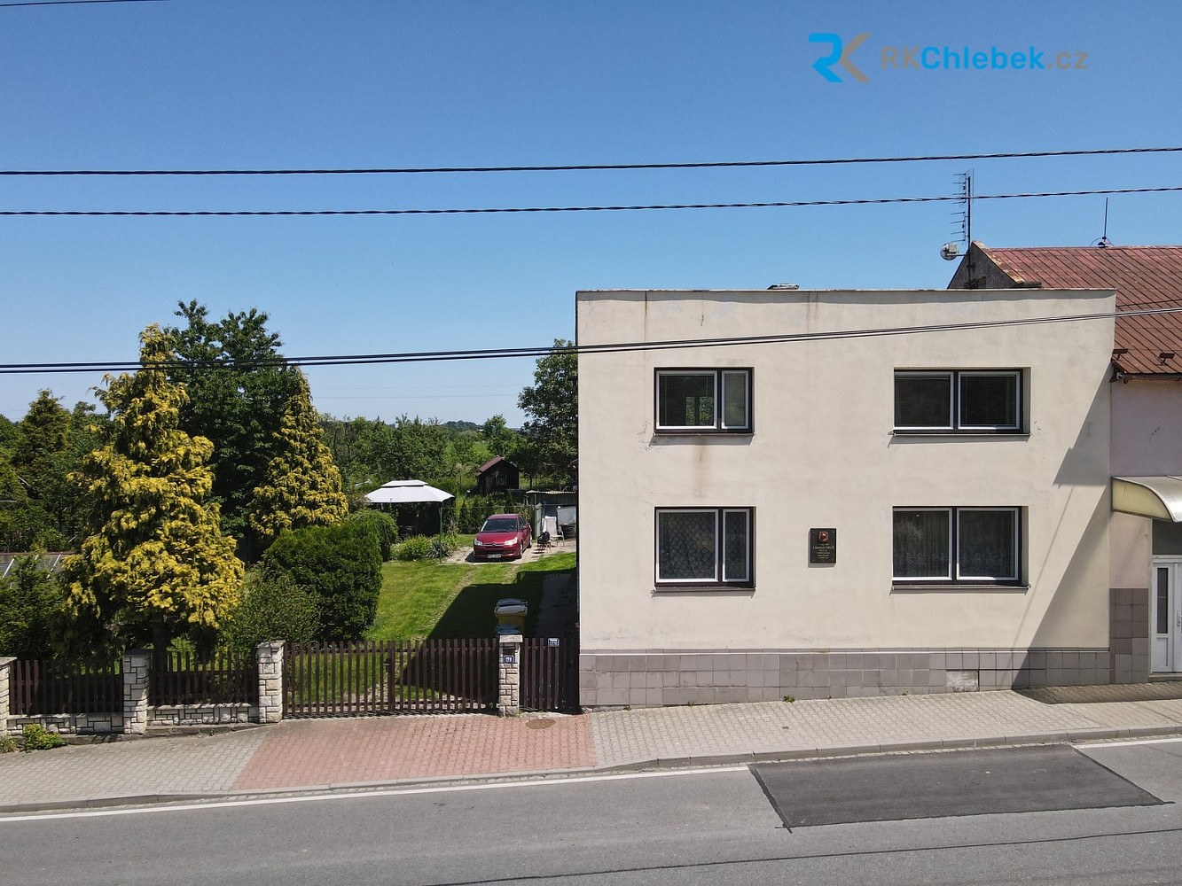 Prodej domu 210 m² s pozemkem 474 m² — photo 2