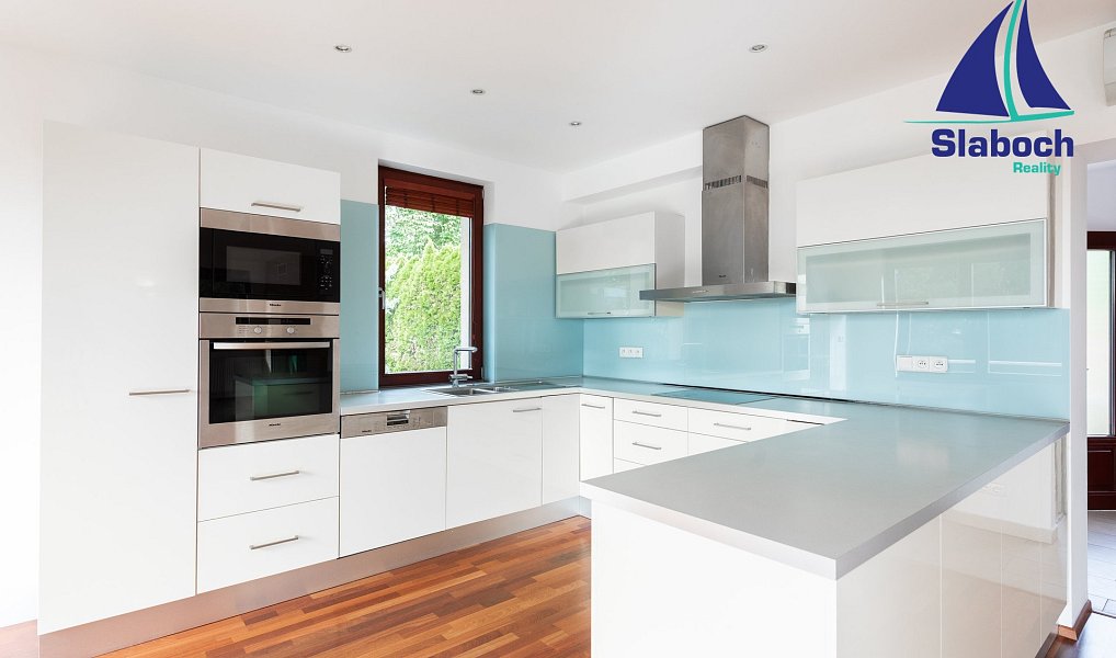 Prodej domu 198 m² s pozemkem 641 m², Praha – náhled fotky 4