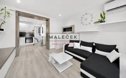 Prodej bytu 2+1 51 m², Unhošťská, Kladno - Kročehlavy
