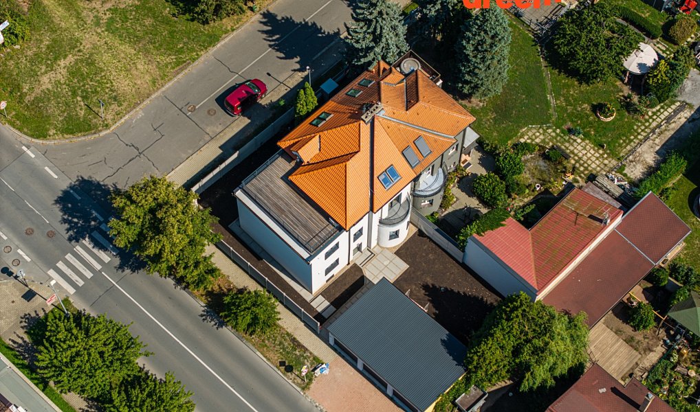Prodej domu 200 m² s pozemkem 380 m², Praha – náhled fotky 42