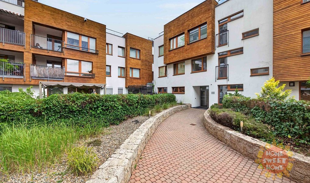 Pronájem bytu 2+kk 50 m², Praha – náhled fotky 21