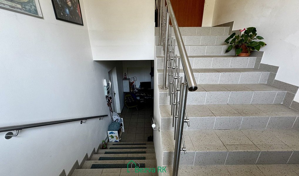 Prodej domu 250 m² s pozemkem 843 m², Nučice – náhled fotky 21