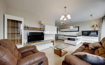 Pronájem bytu 4+kk 98 m²