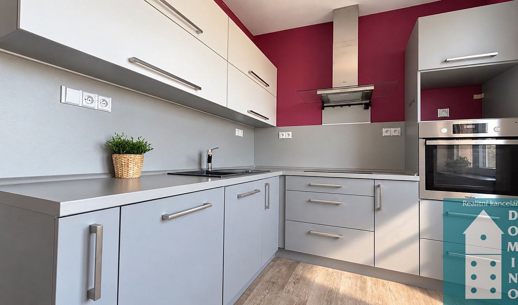 Prodej bytu 3+1 71 m², Opava – náhled fotky 2