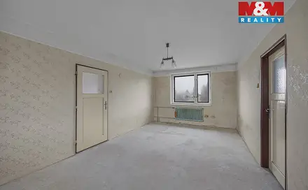 Prodej bytu 5+1 138 m², Klamoš, okres Hradec Králové