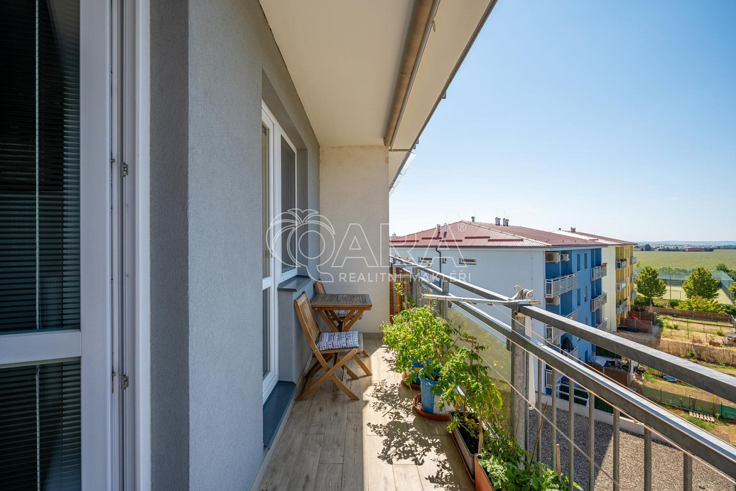 Pronájem bytu 3+kk 68 m² – fotografie 2