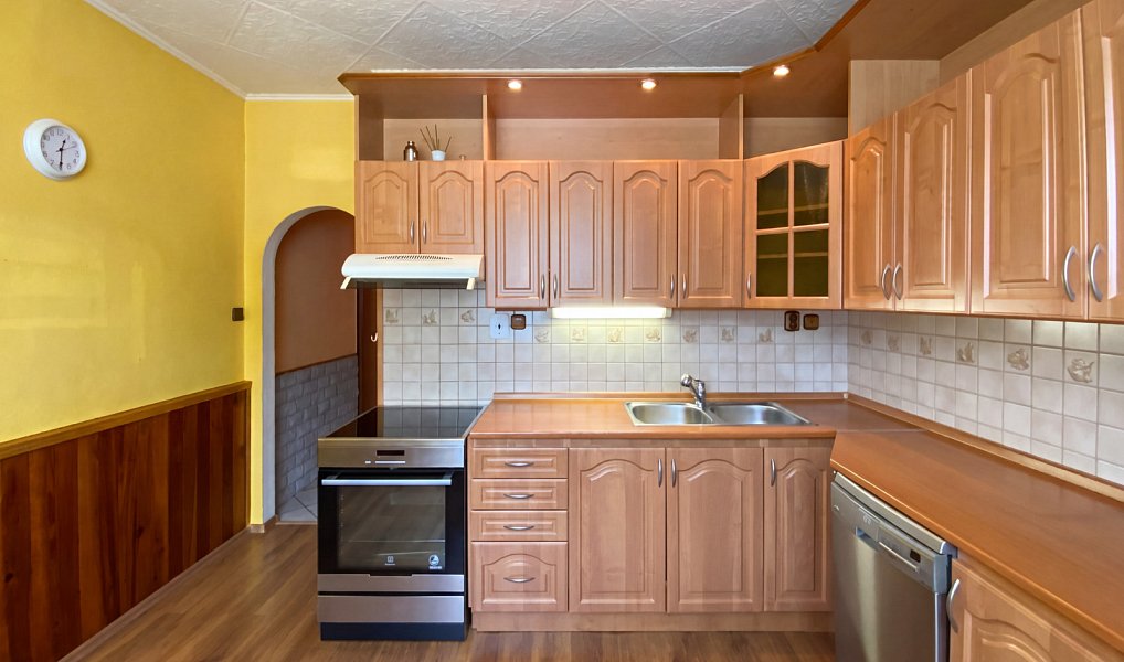 Prodej bytu 3+1 80 m², Nejdek – náhled fotky 3