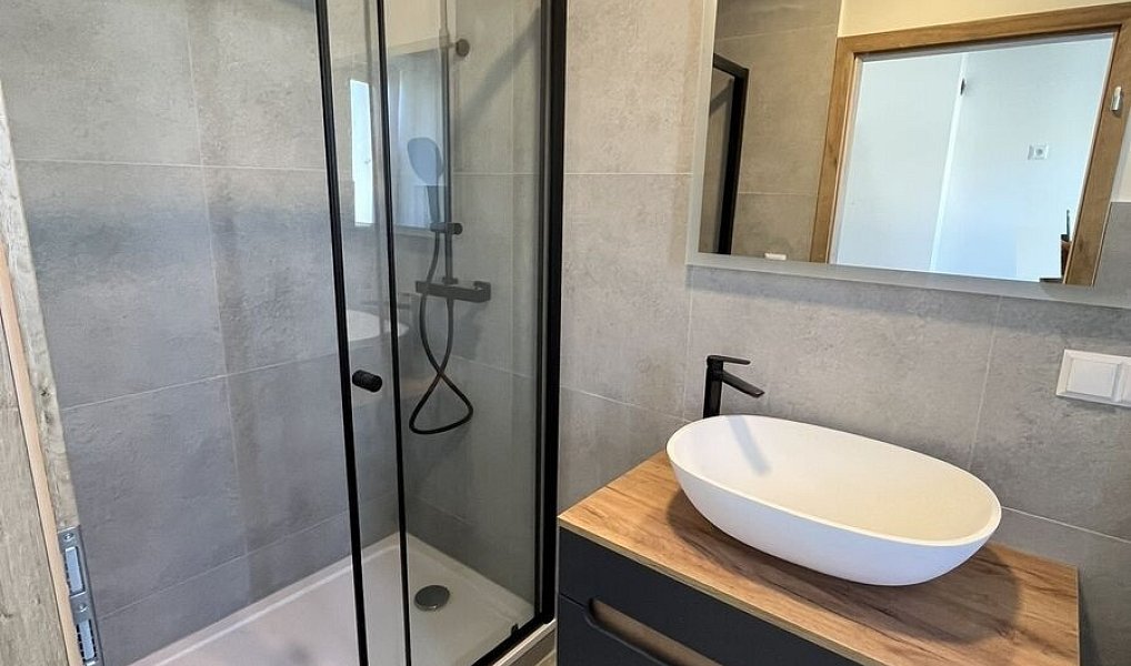 Pronájem bytu 1+kk 34 m², Rožnov pod Radhoštěm – náhled fotky 9