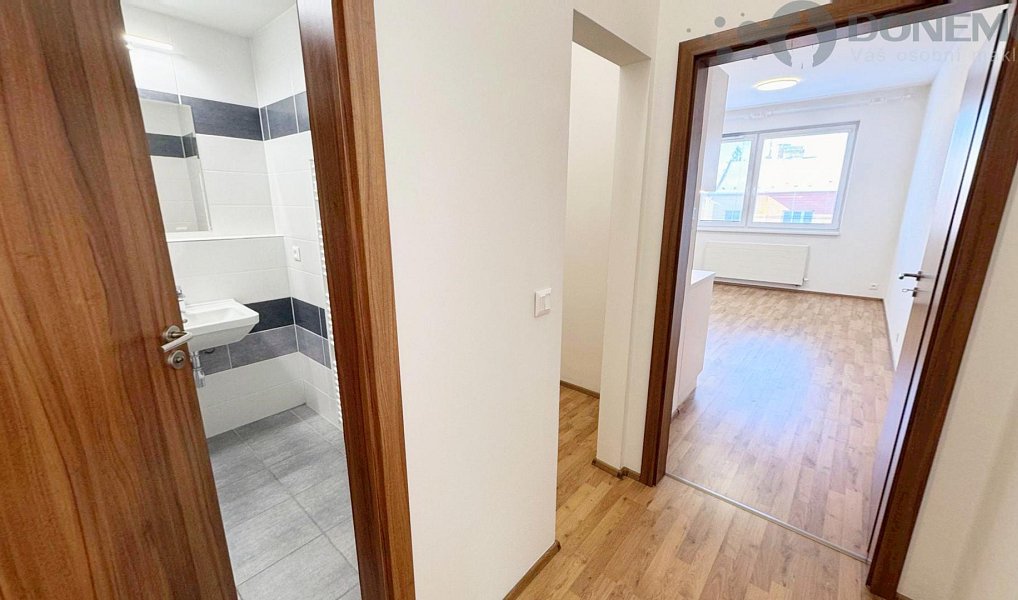 Pronájem bytu 1+kk 34 m², Olomouc – náhled fotky 5