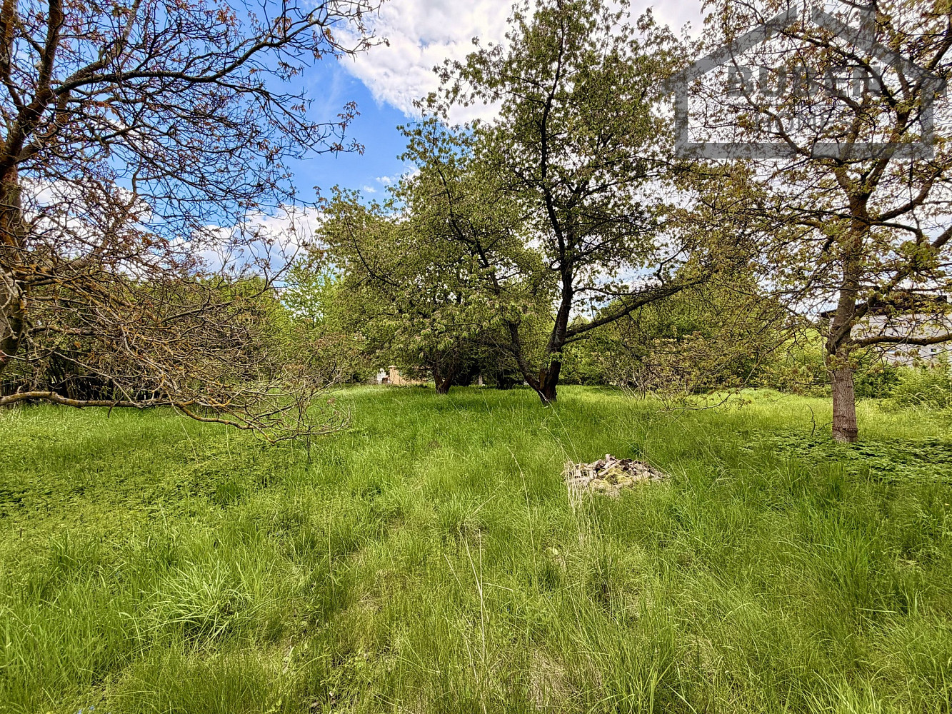 Prodej stavebního pozemku 2 218 m² – fotografie 5