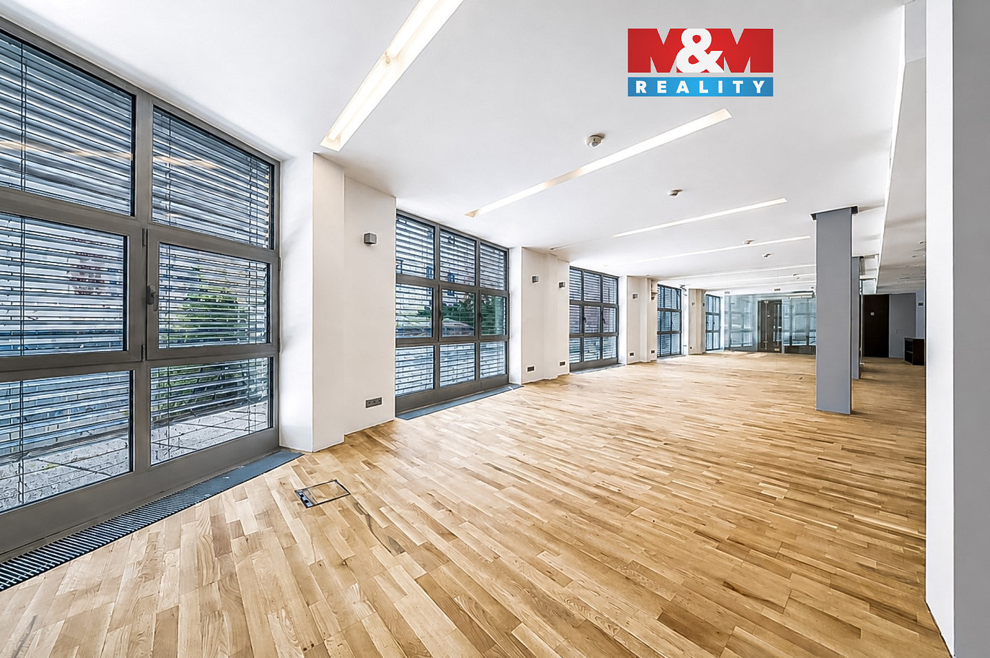 Pronájem kanceláře 172 m²