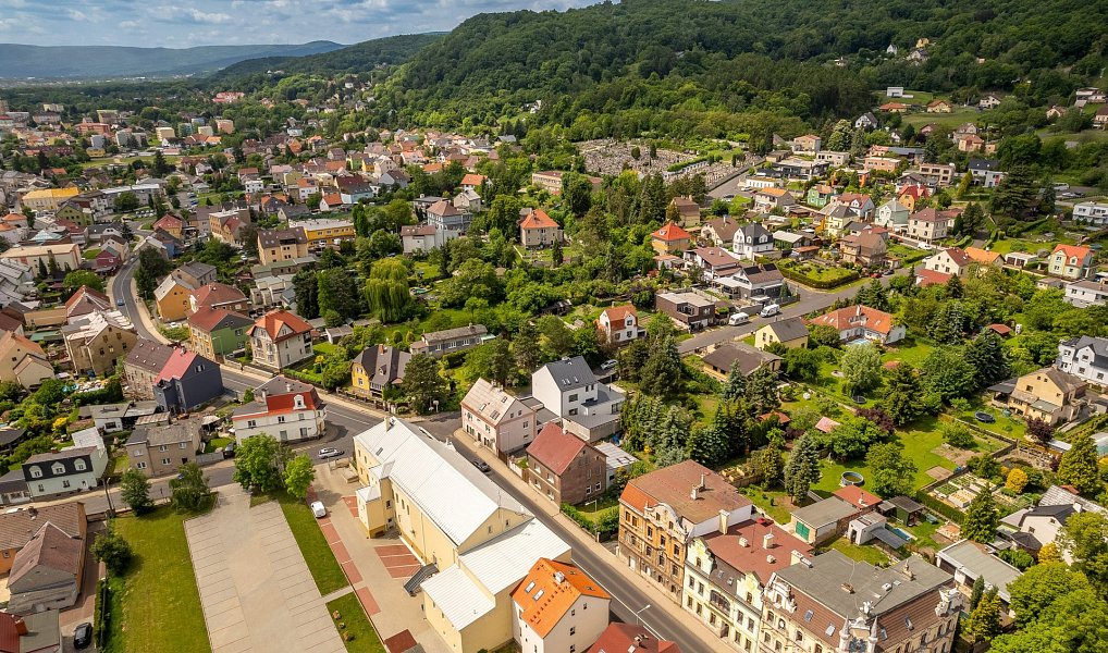 Prodej domu 240 m² s pozemkem 623 m², Krupka – náhled fotky 37