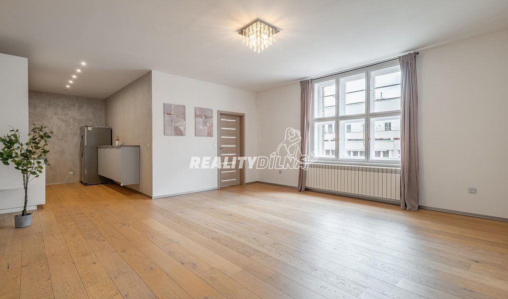 Prodej bytu 3+kk 99 m², Praha – fotka 1 z 26