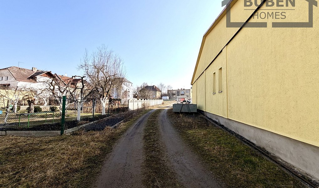 Prodej obchodních prostor 1 200 m², Planá – náhled fotky 15