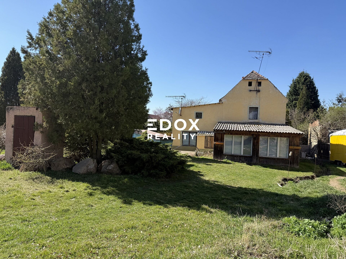 Prodej domu 200 m² s pozemkem 1 530 m²