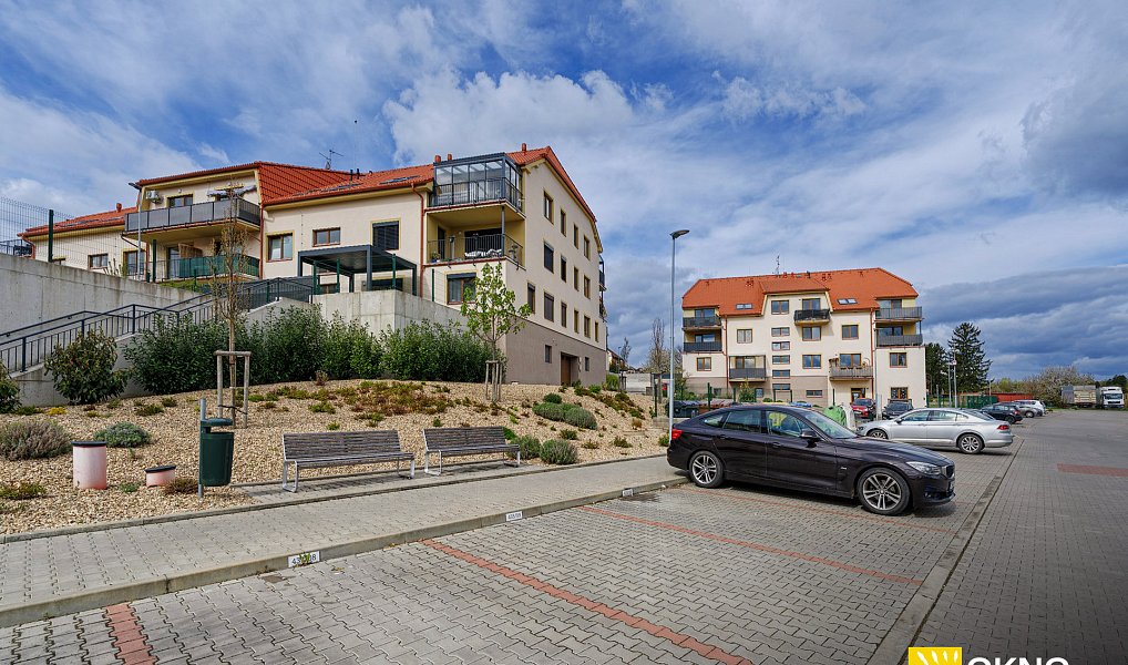Prodej bytu 3+kk 88 m², Holubice – náhled fotky 14