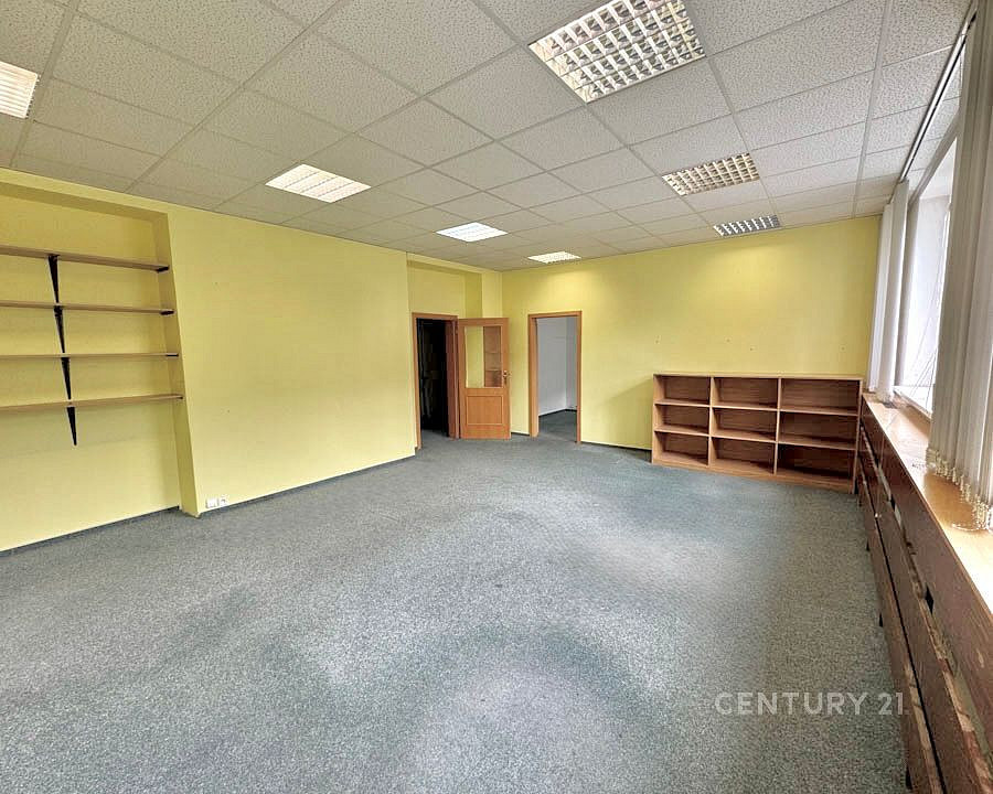 Pronájem kanceláře 36 m² – fotografie 4