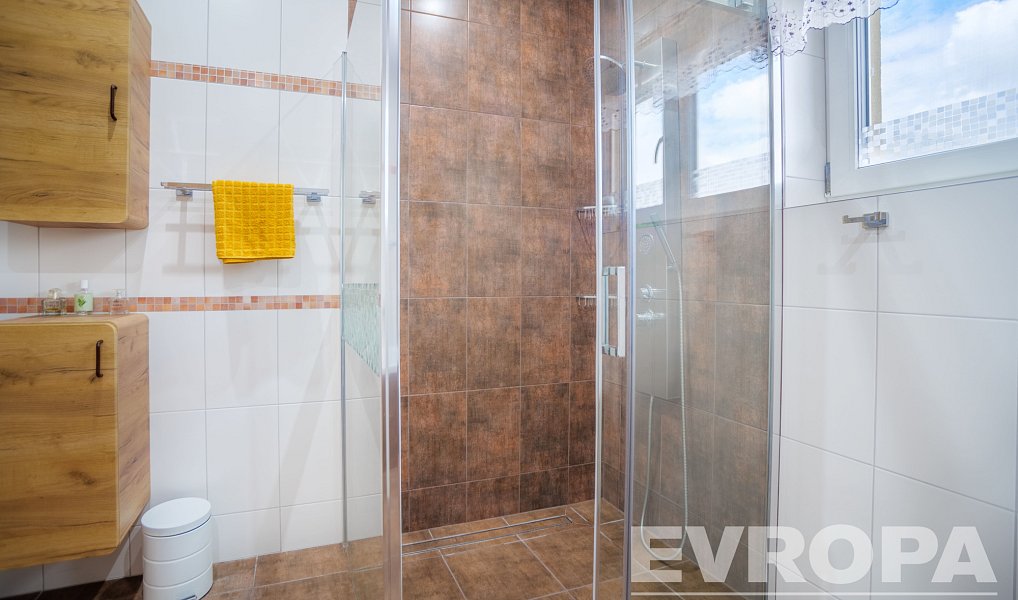 Prodej domu 123 m² s pozemkem 1 454 m², Kladruby nad Labem – náhled fotky 14