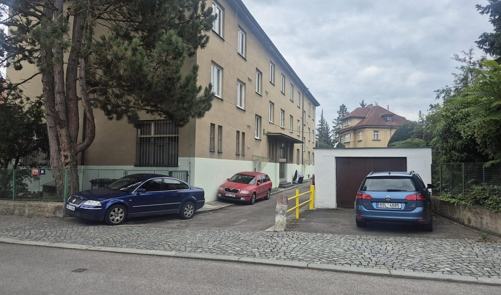 Prodej bytu 2+1 73 m², Praha – náhled fotky 29