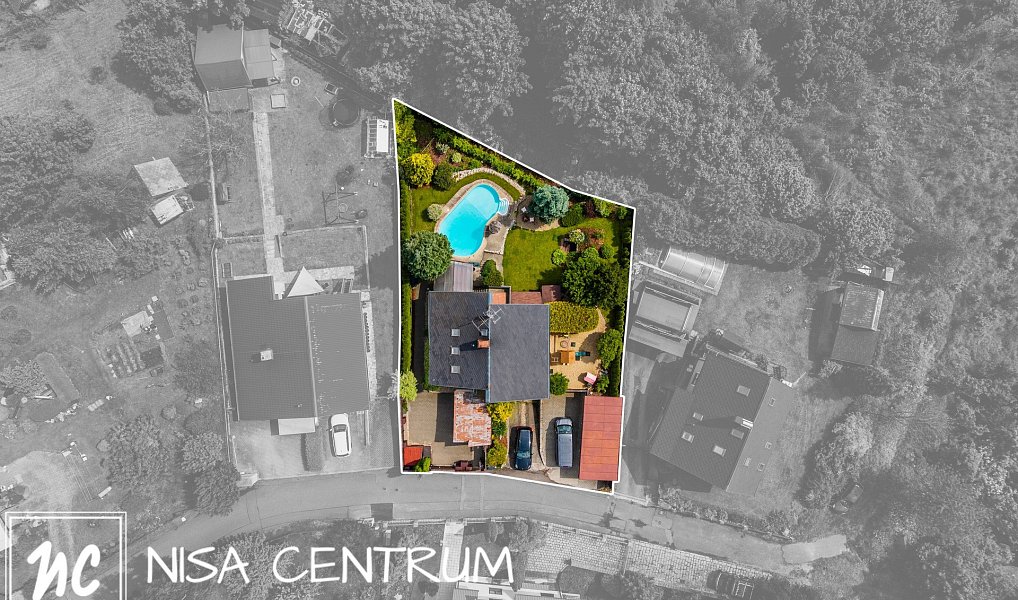 Prodej domu 270 m² s pozemkem 892 m², Stráž nad Nisou – náhled fotky 31