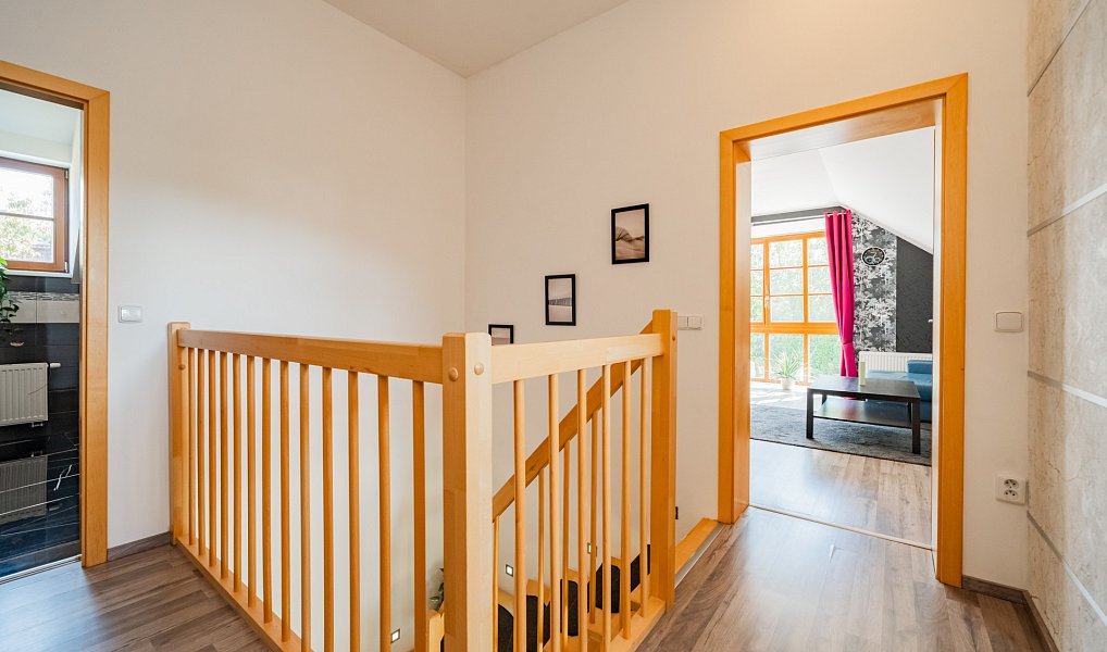 Prodej domu 175 m² s pozemkem 527 m², Dobřejovice – náhled fotky 39