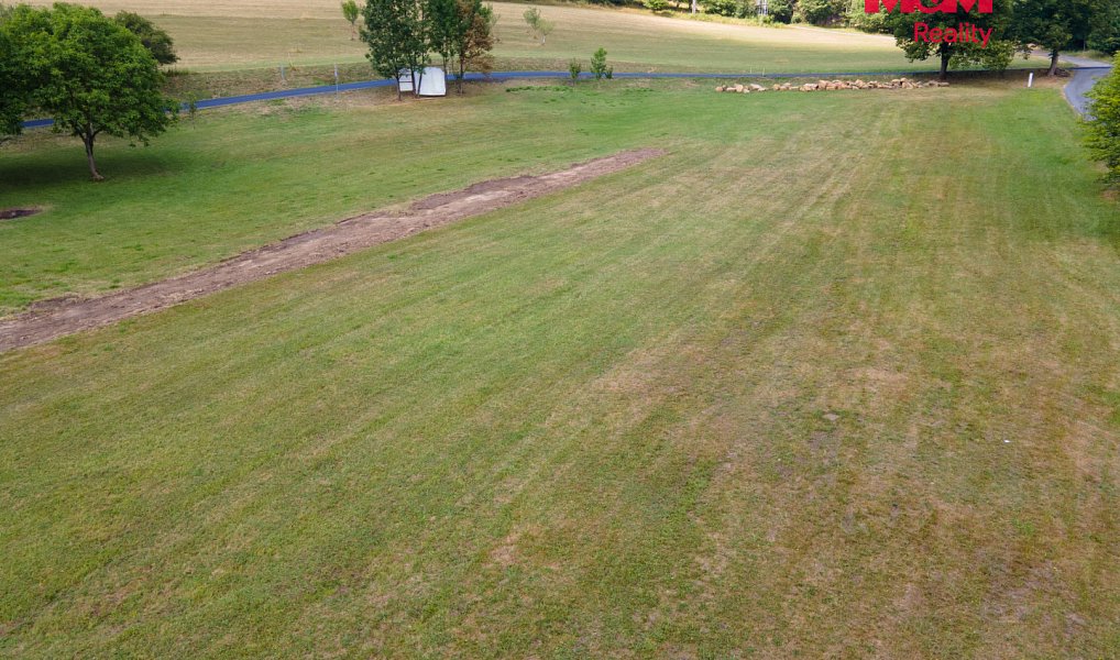 Prodej stavebního pozemku 9 229 m², Držková – náhled fotky 4