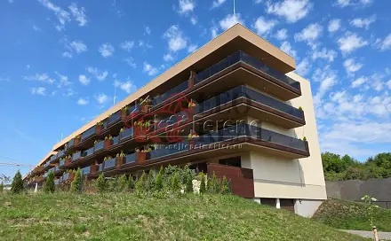 Pronájem bytu 1+kk 37 m², Lázeňská, Slaný, okres Kladno