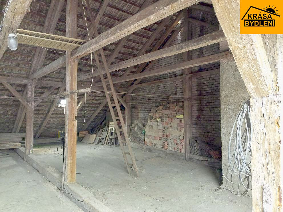 Prodej komerčního objektu (jiného typu) 217 m²