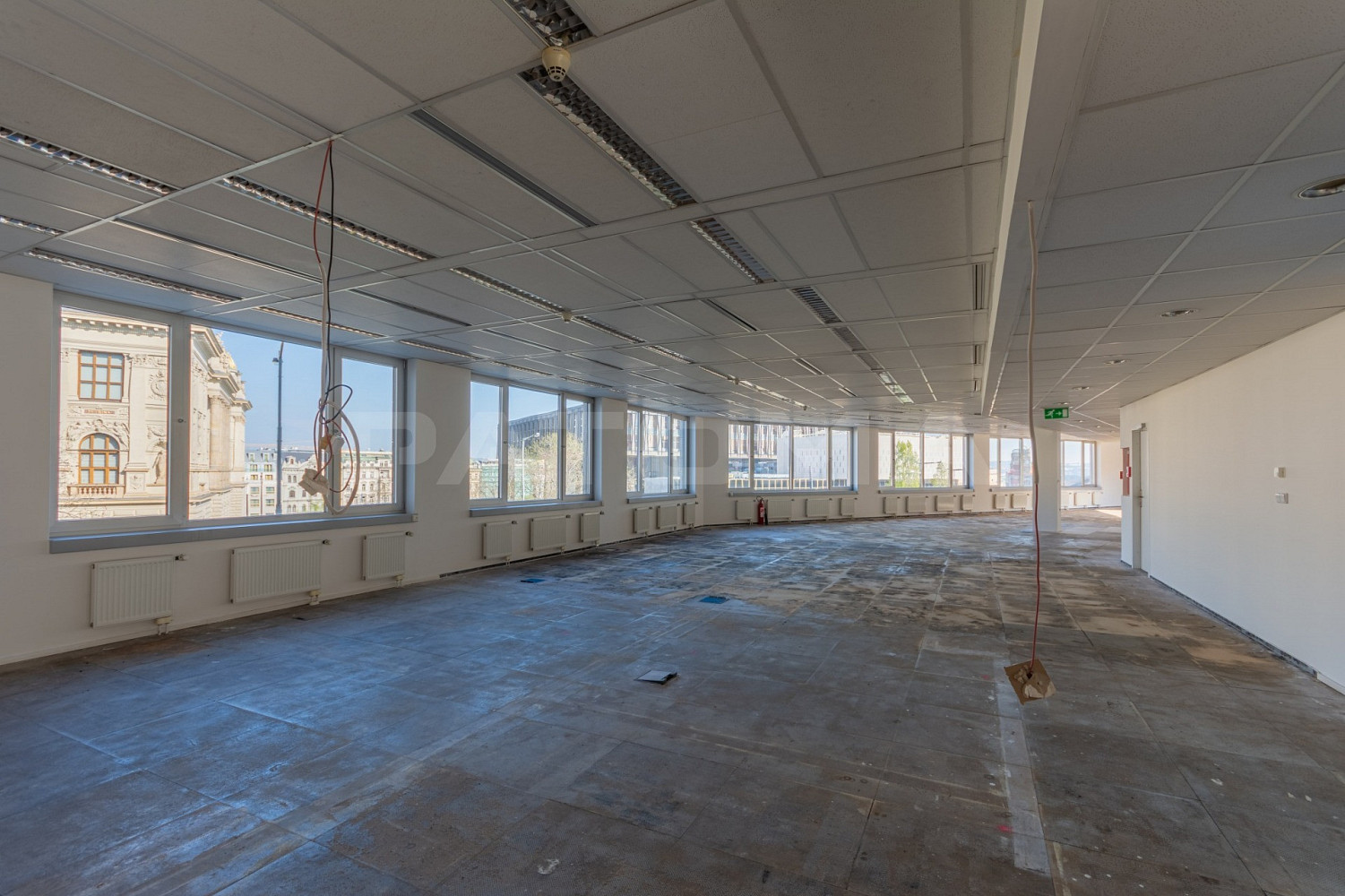 Pronájem kanceláře 480 m² – fotografie 5